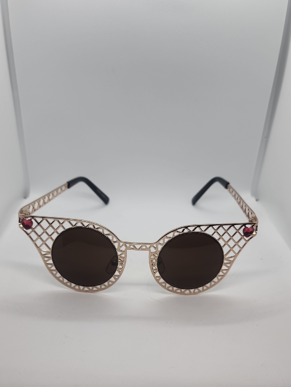 GASOLINE GLAMOUR PINK HEART OF GLASS SECRET AGENT ROUND SUNGLASSES